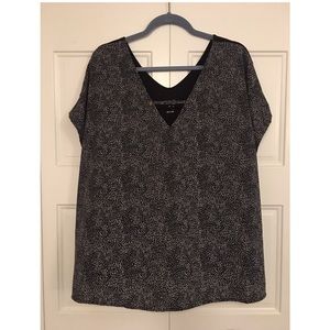 Black & White Top
